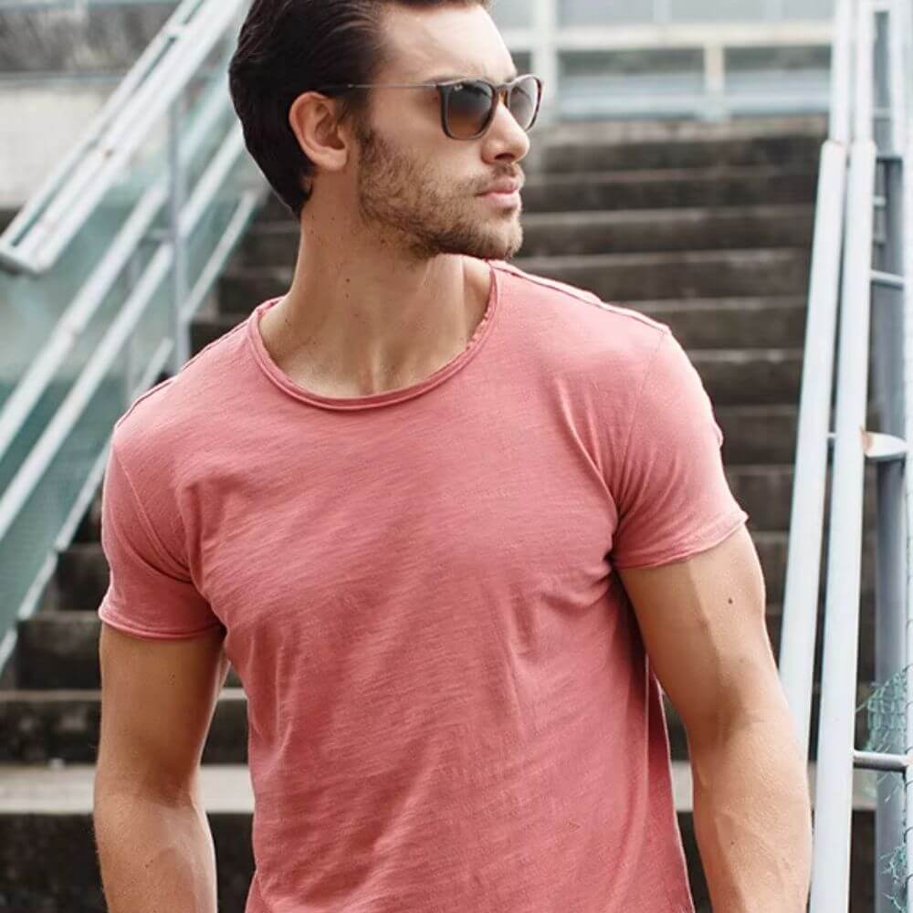 Florianópolis Men’s Slim Fit V-Neck T-Shirt