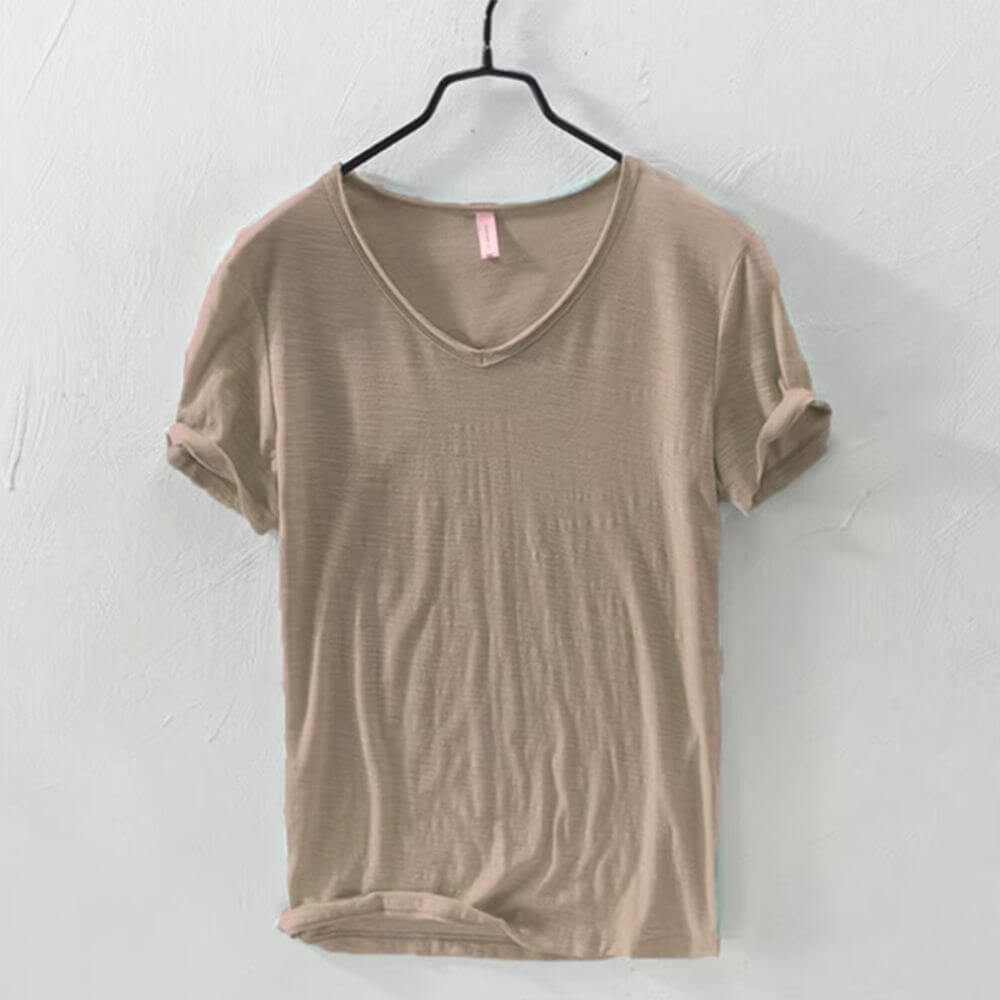 Vila Velha Men’s Slim Fit V-Neck T-Shirt